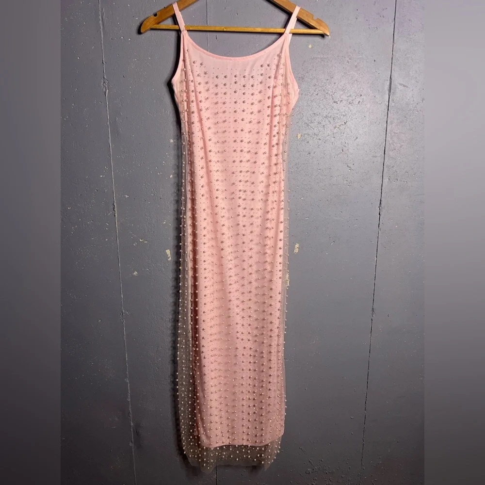 Haute Monde Haute Monde Pearl Mesh Overlay Dress Blush Pink in size Small | Sz: S | Color: Pink Haute Monde Haute Monde Pearl Mesh Overlay Dress Blush Pink in size Small | Sz: S | Color: Pink